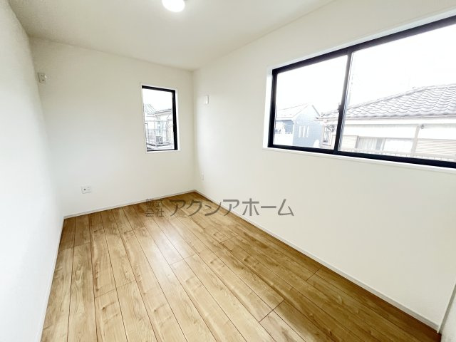 洋室　5.5帖