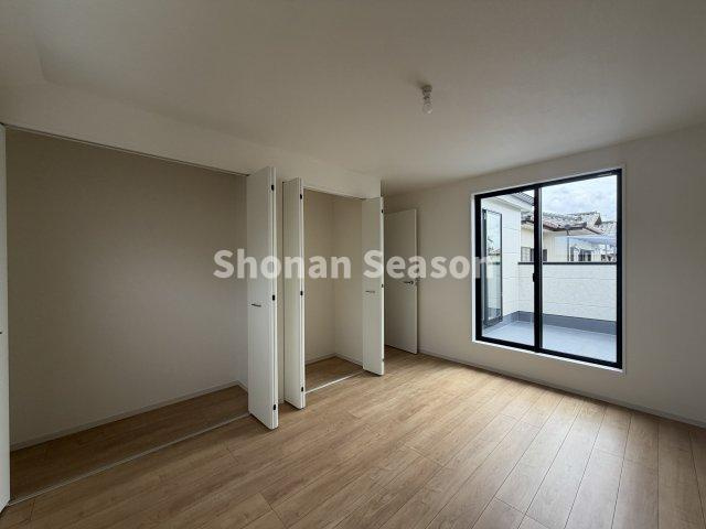 2Ｆにプライベートルームが4部屋ございます。