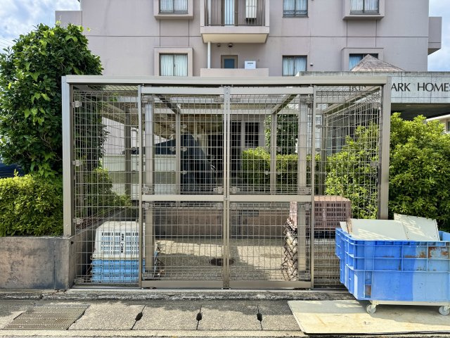 こちらはゴミ置き場。キレイに管理されています。　