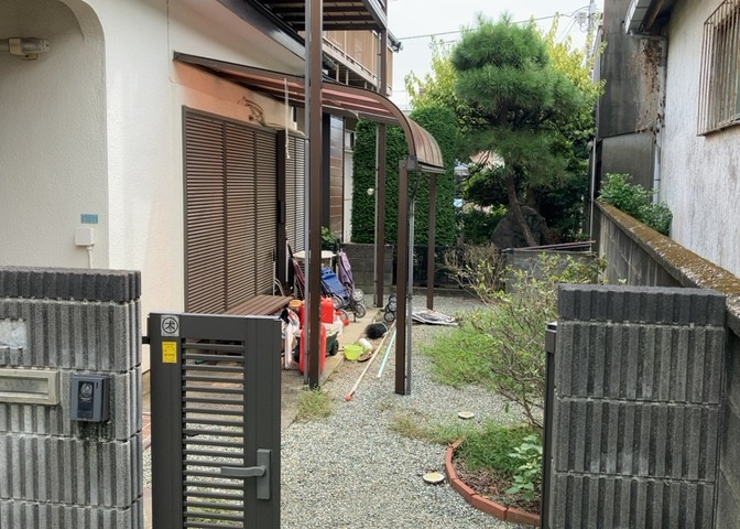 隣家の土地はどうなっているのか、生活利便施設が近くにあるのか、学校まで近いかなど、お客様のライフスタイルにあわせたイメージが重要です。また、近くにあると困る施設が近くにないかも確認するといいでしょう。
