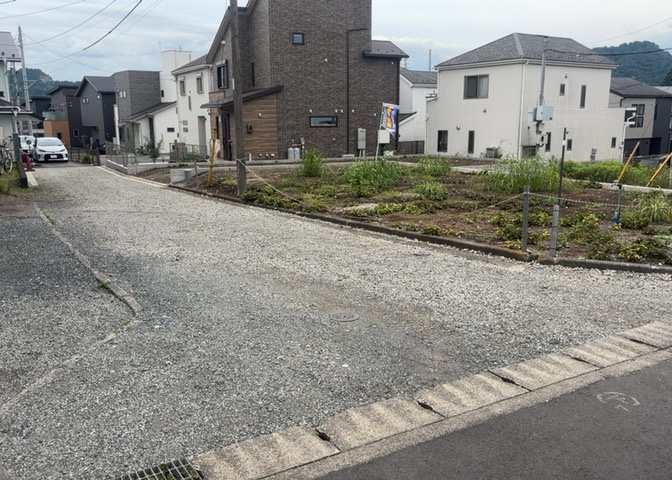 最寄り駅が近いなどの交通アクセスが良い土地だと暮らしやすいですよね。通勤・通学の観点から土地を選ぶことも大切です！自身や家族のライフワークからあったの物件を探しましょう！当社営業がお力になります！