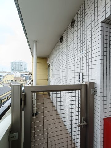 【玄関】