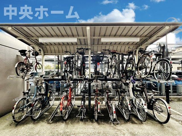 【自転車置き場】最新の空き状況や費用などの詳細は担当スタッフまでお問い合わせください。