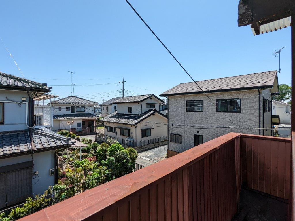 隣地との距離が広く保たれています。