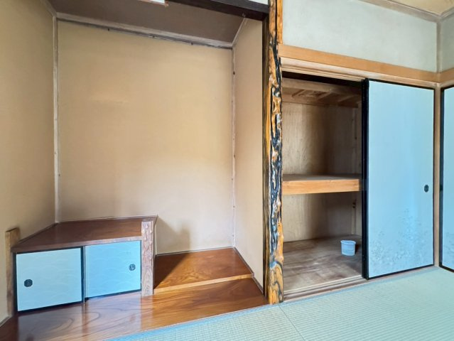 床の間のある、昔ながらの和室です。