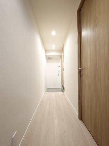 【リノベーション仕様】建具、扉、デザインクロス、フローリング！明るいナチュラルデザインです♪