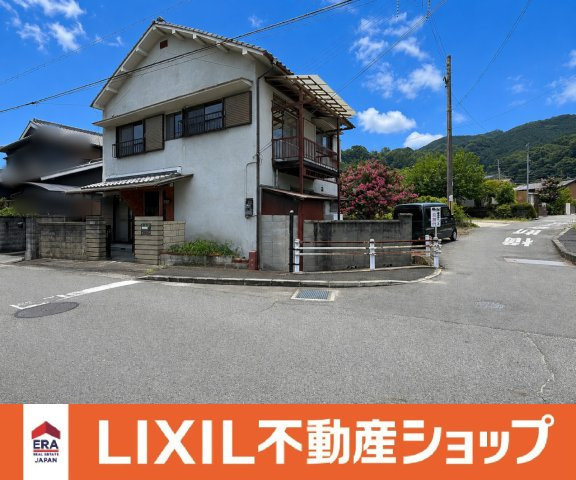 近鉄吉野口駅から大阪阿部野橋駅まで約1時間程と大阪への通勤・通学も可能ですよ!(^^)!