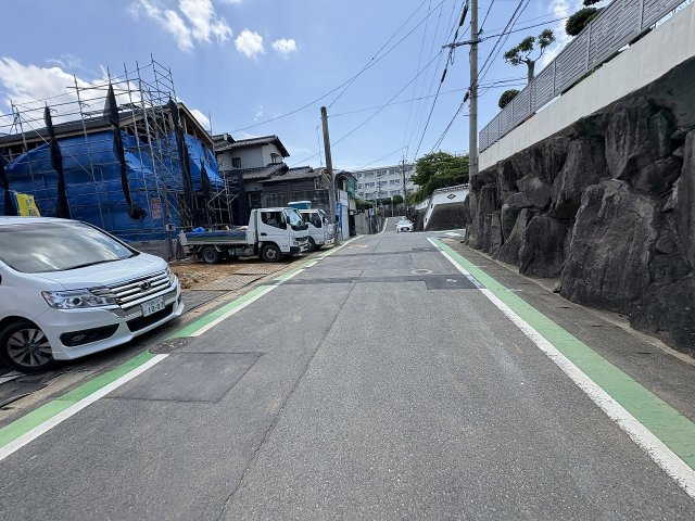 現地写真。前面道路です。