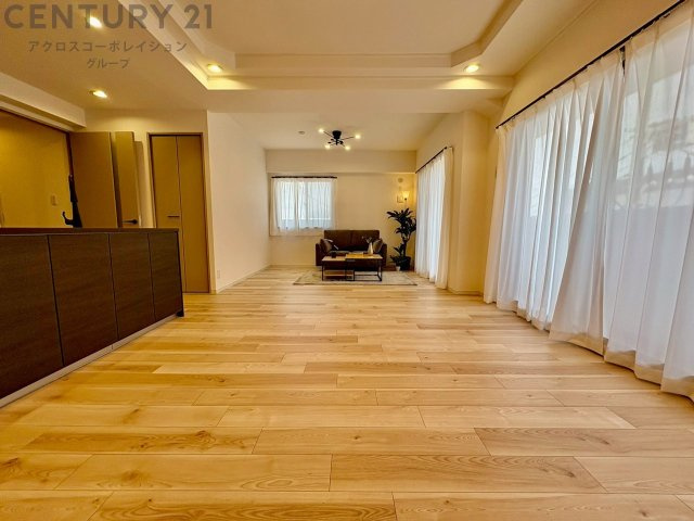 2026年2月リフォーム済。リフォーム内容（システムキッチン新調、バスルーム新調、洗面化粧台新調、トイレ新調、給湯器新調、クロス張替、フローリング貼替、ハウスクリーニングなど）