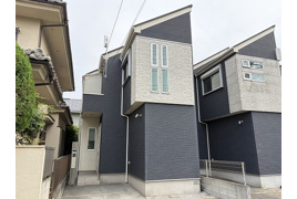 中野区鷺宮4丁目　2013年築×車庫付き　中古戸建の外観