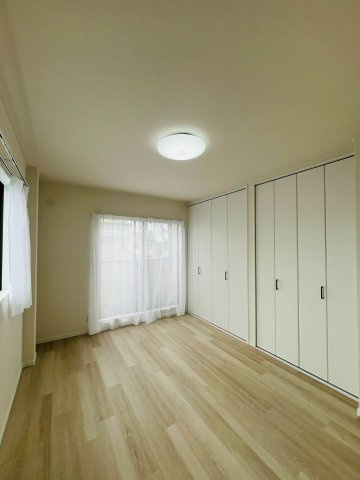 洋室（約6.75帖）