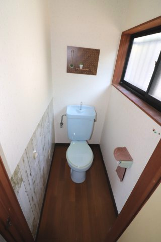 2Fトイレ