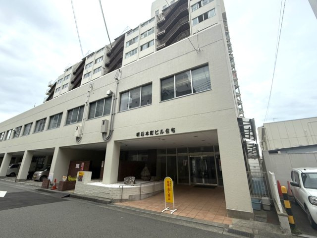 外観：328000677164