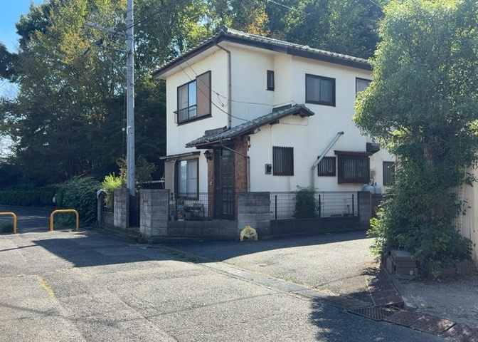 土地探しをしていると都市計画区域という言葉を目にすると思います。法律によって、都道府県知事や国土交通大臣が指定するエリアのことを指しており、都市計画区域は市街化区域と市街化調整区域に分けられています。