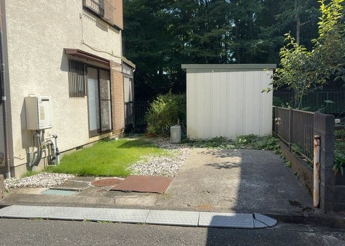 物件の詳細については、現地を見てわかること以外に、役所や法務局などで調べないとわからないことがあります。そのため、現地に行く場合は、もしこの物件を買ったらどのような生活ができるかをイメージしましょう。