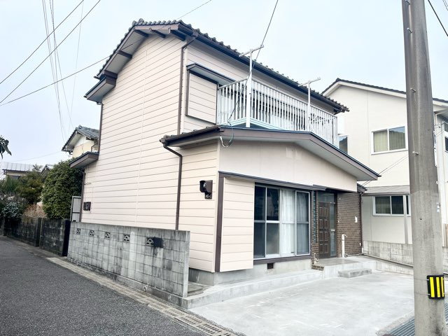 外観は落ち着いています。