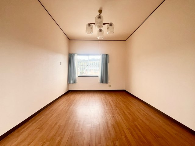 スタンダードな洋室です。