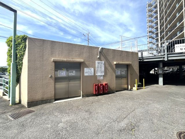 敷地内ゴミ置き場