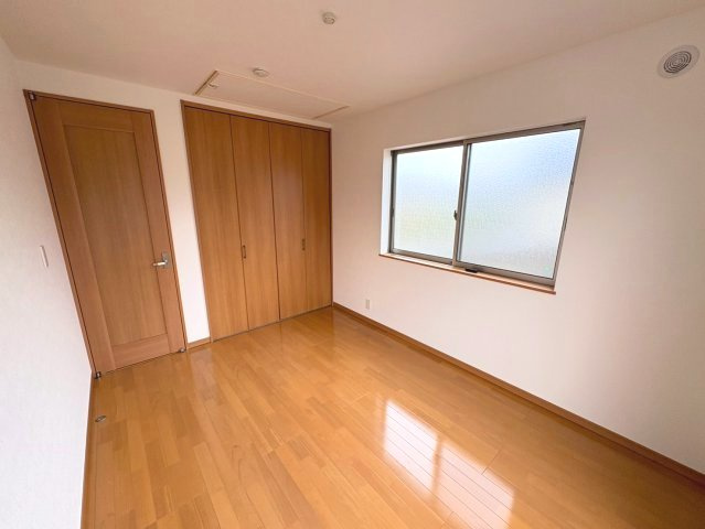 全居室収納付きで、お部屋がすっきり片付きます。