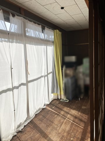 和室前　広縁