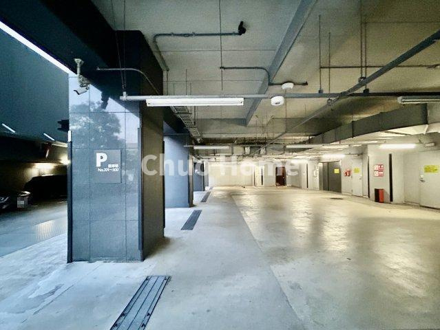 【敷地内駐車場】最新の空き状況や費用などの詳細は担当スタッフまでお問い合わせください。