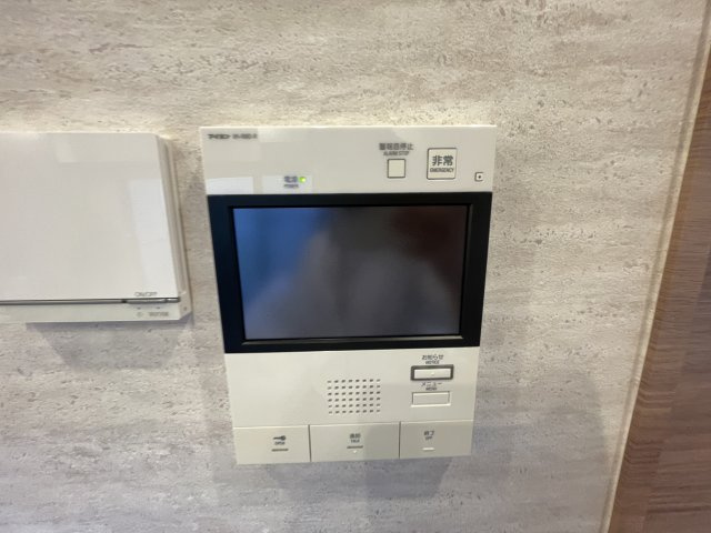 TVモニター付きインターホンで、来訪者をしっかり確認出来ます。　