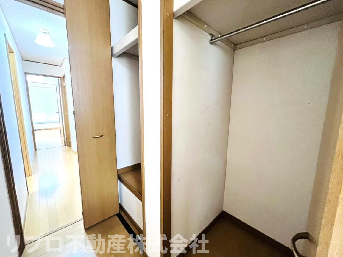 2階洋室のクローゼット