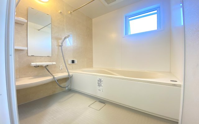 築浅物件なのでお風呂もきれいな状態をキープしてます。