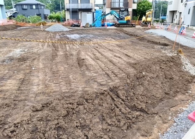 物件の詳細については、現地を見てわかること以外に、役所や法務局などで調べないとわからないことがあります。そのため、現地に行く場合は、もしこの物件を買ったらどのような生活ができるかをイメージしましょう。