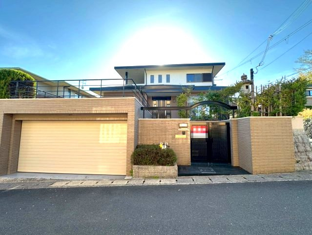 外観：326000243748