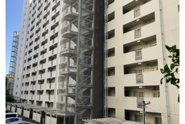 東建座間ハイツ2号棟の外観