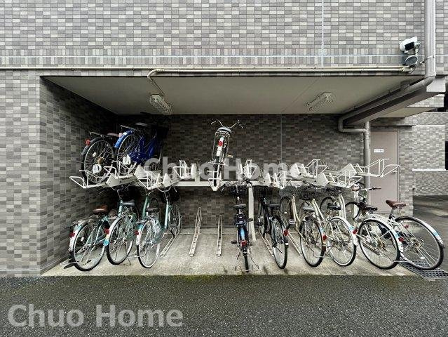 【自転車置き場】最新の空き状況や費用などの詳細は担当スタッフまでお問い合わせください。
