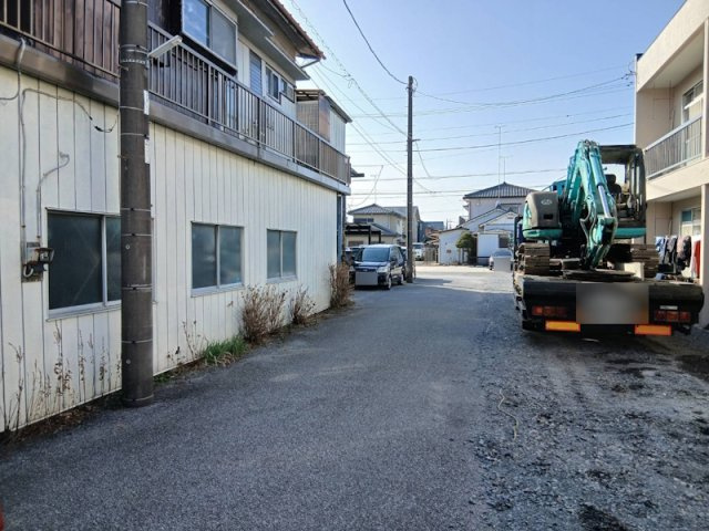 【前面道路】宇都宮市所有の認定外通路　幅員約4ｍ