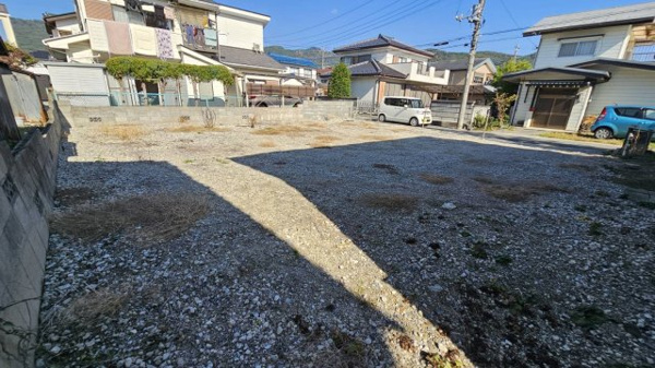 【甲府市千塚3丁目　売地の外観】