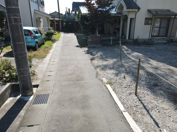 【甲府市千塚3丁目　売地の周辺】