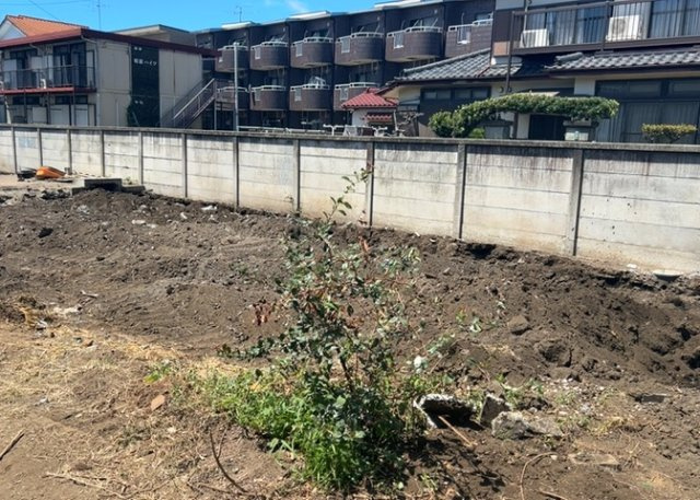 物件の詳細については、現地を見てわかること以外に、役所や法務局などで調べないとわからないことがあります。そのため、現地に行く場合は、もしこの物件を買ったらどのような生活ができるかをイメージしましょう。
