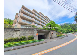 ファミール高幡不動 リフォーム済み 仲介手数料無料 の外観