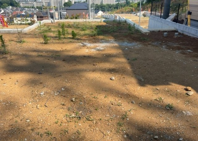 土地探しをしていると都市計画区域という言葉を目にすると思います。法律によって、都道府県知事や国土交通大臣が指定するエリアのことを指しており、都市計画区域は市街化区域と市街化調整区域に分けられています。