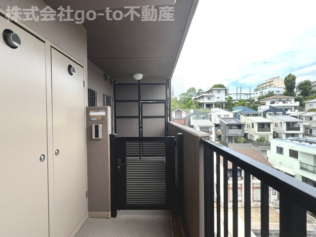 ポーチ