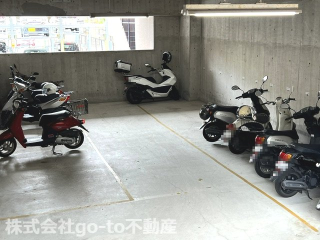バイク置き場
