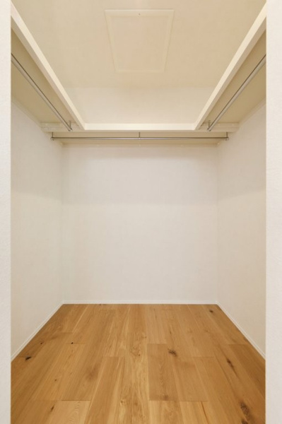 【穴生一丁目（2期）の洋室】