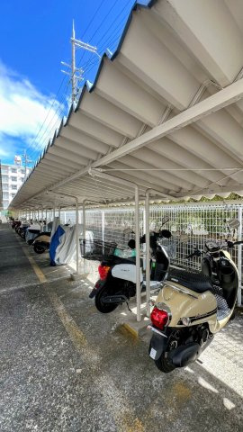 バイク置場