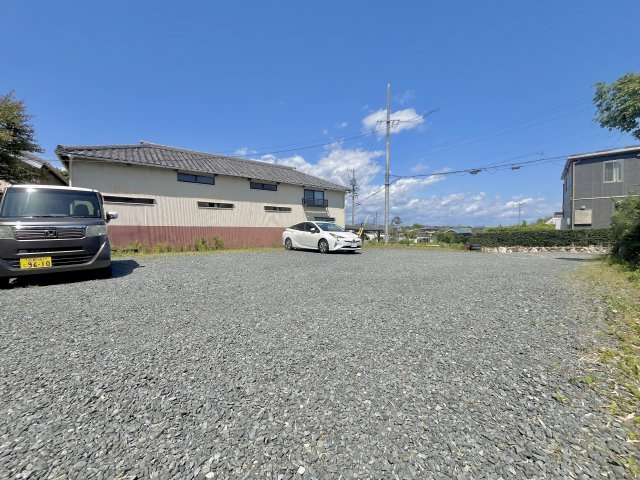 広々とした駐車スペースがあります！