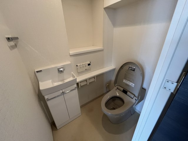 手洗い付きのトイレ