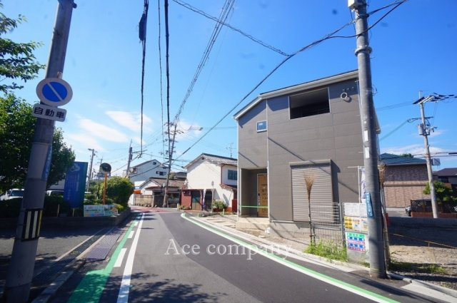 角地☆【前面道路：南西側幅員5.3ｍ×北側幅員3.5ｍ】