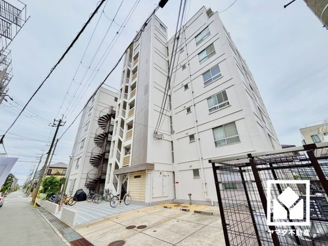 3沿線利用可能で、毎日の通勤・通学だけでなく、休日のお出かけまで利便性に優れています。