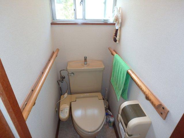 2Fの洋式トイレ