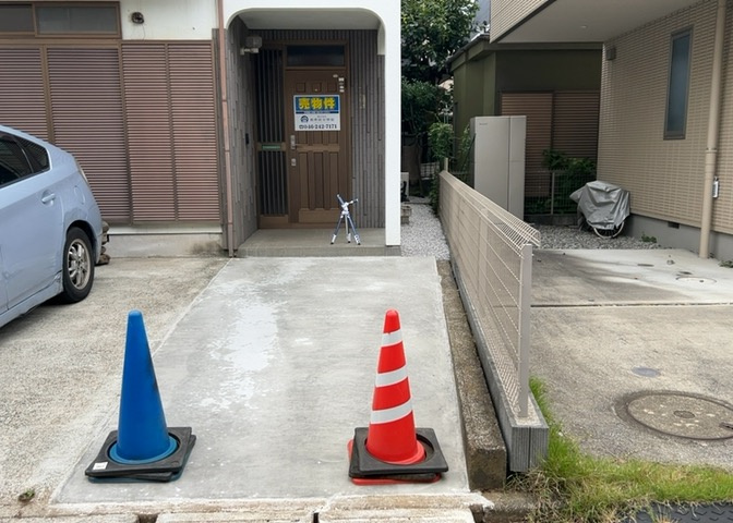 庭があることでガーデニングや家庭菜園はもちろん、こどもの遊び場やペットを放して遊ぶことができます。また、家の周囲に余裕があるということです。隣地との間があれば、十分な日当たりと、風通しが確保できます。