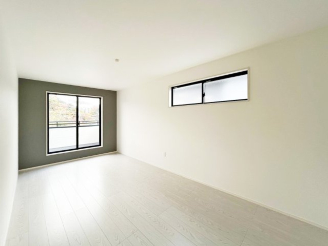 8帖洋室、主寝室にいかがでしょうか。WIC付きのお部屋です。（施工例）　