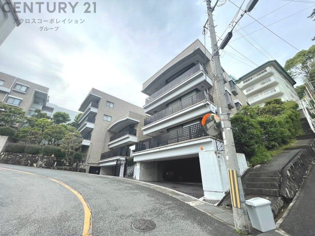 鉄筋コンクリート造5階建て